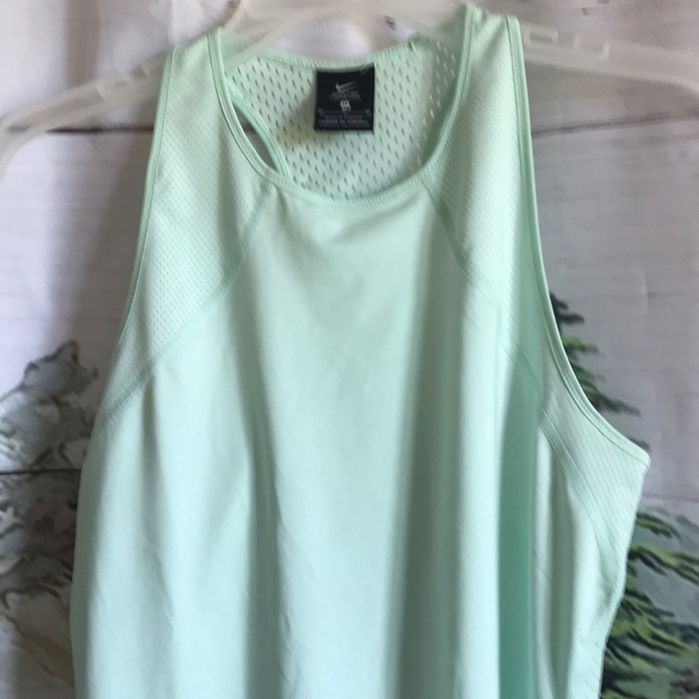 Nike Pro Hypercool tank top